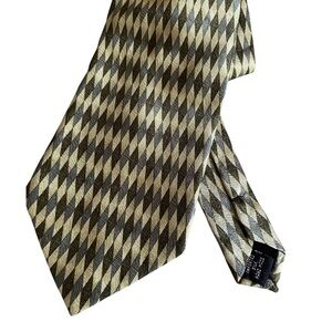ZIGGURAT By Mulberry Neckwear 100% Pure Imported Silk Hand Sewn in  USA Necktie